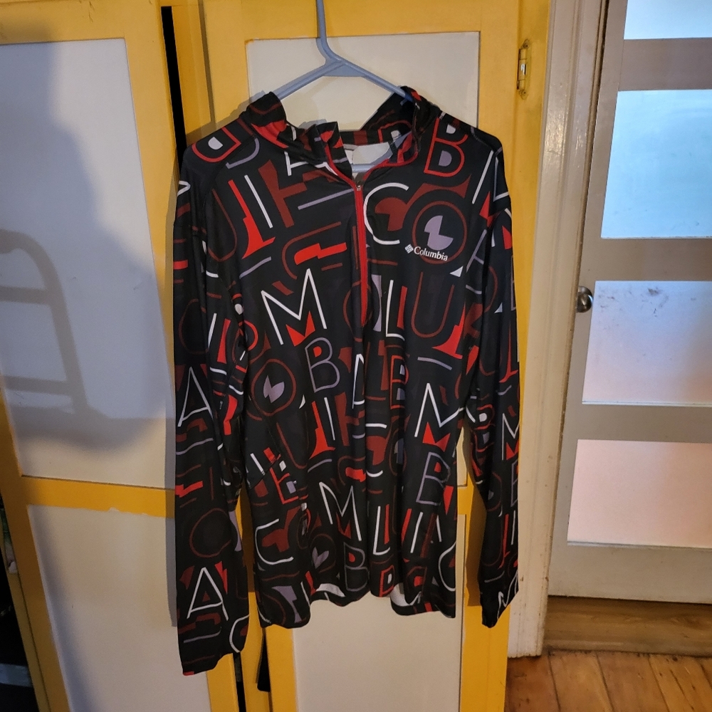 Columbia large 1/4 zip shirt